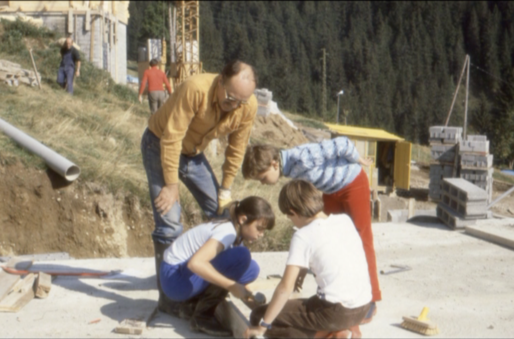 Chalet du Gran Maci Manigod : construction initiale des fondations en 1975