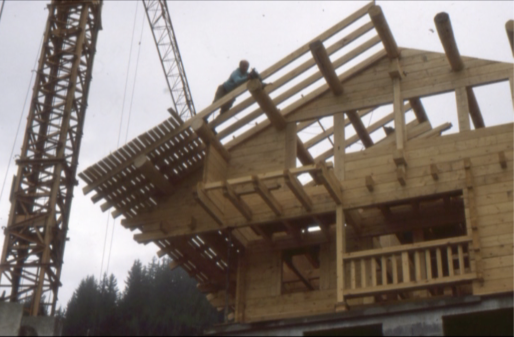 Chalet du Gran Maci Manigod : ossature bois 100% epicea/sapin local - toiture