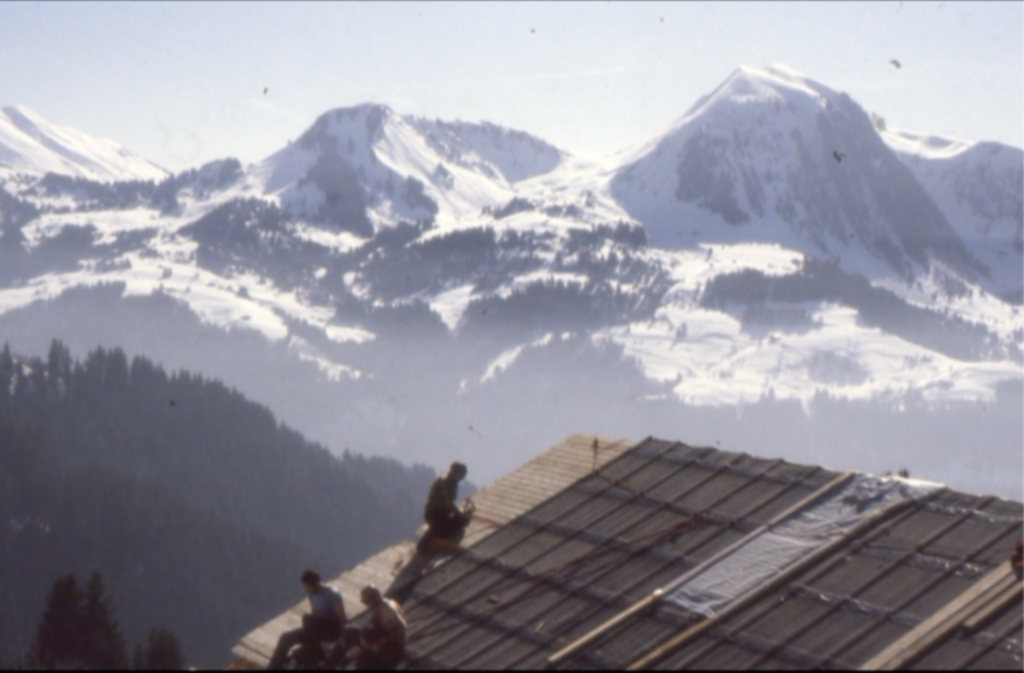 Chalet du Gran Maci Manigod : ossature bois 100% epicea/sapin local - Toiture et Sullens